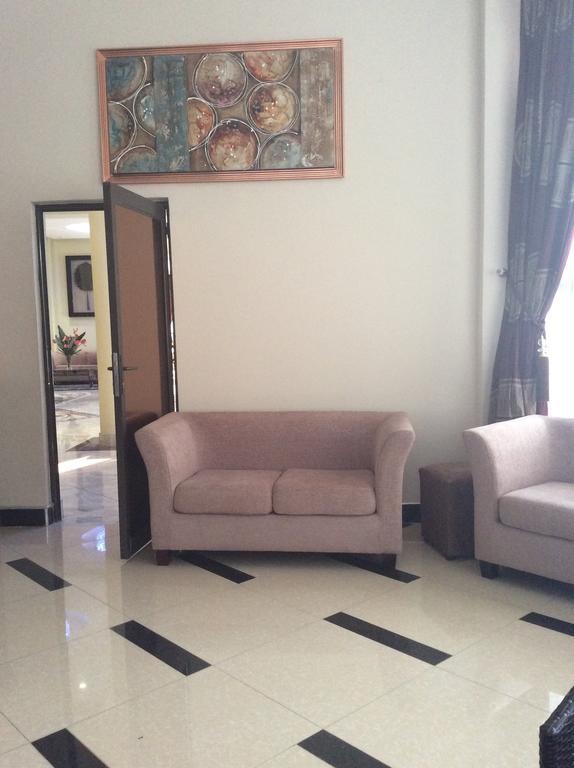 Sherbourne Hotel Kitwe Buitenkant foto